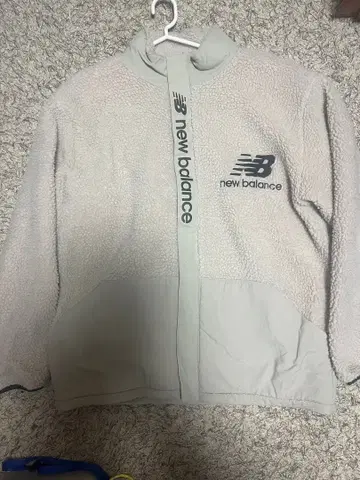 new balance 플리스 보아 자켓