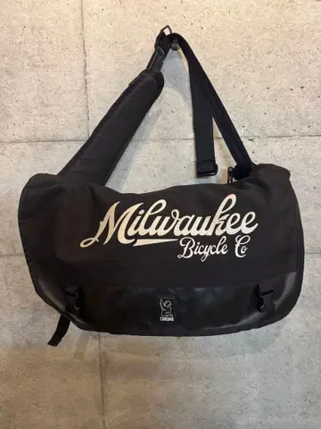 CHROME 메신저 백 Milwaukee Bicycle Co.