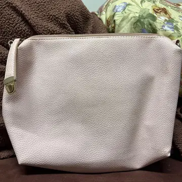 핑크 합성 피혁 숄더백