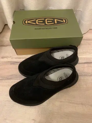 KEEN 블랙 슬립온 24.5cm 여성용 방수