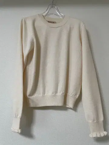 [ 미사용 새상품 ] 아푸와이저 리셰 니트탑