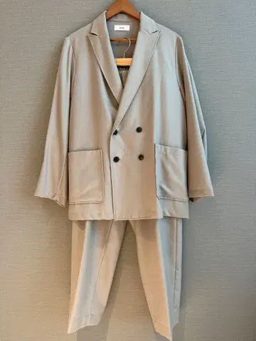 marka 베이지 더블 브레스트 캐주얼 수트