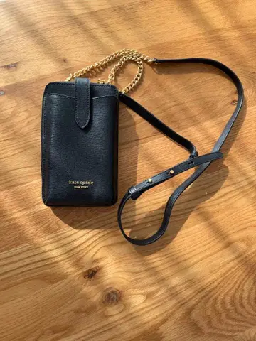 케이트 스페이드 블랙 스마트폰 숄더백