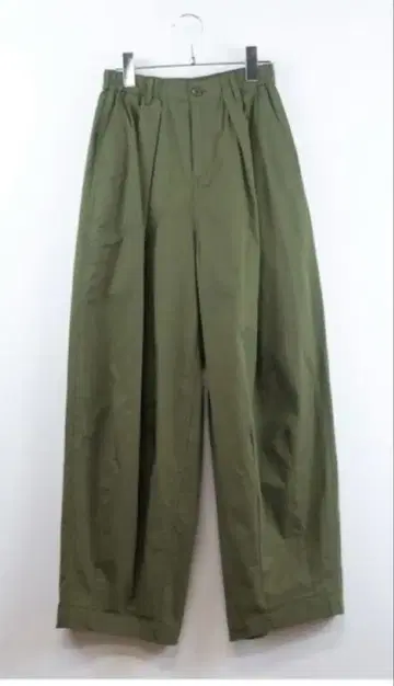 더블 턱 볼륨 팬츠 카키