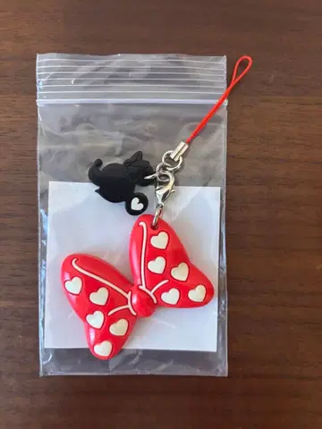 디즈니 리본 미니 하트 스트랩