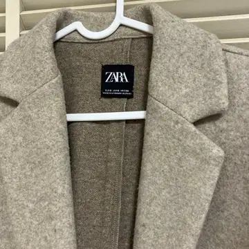 ZARA 베이지 롱 코트