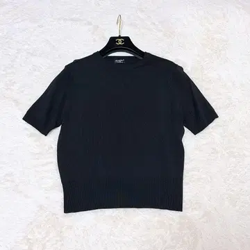 새상품급 마가렛호웰 고급 니트 울 100 블랙 반팔