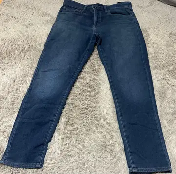 UNIQLO M 사이즈 스트레치 데님 팬츠