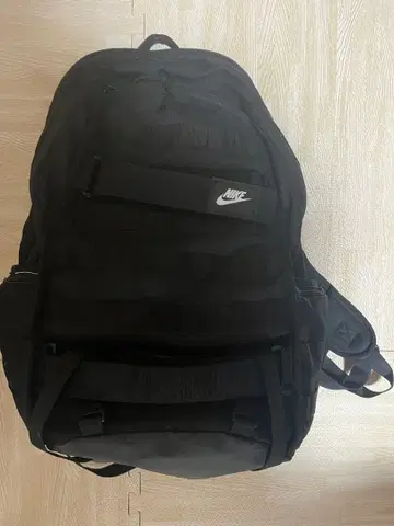 Nikesb 블랙 백팩