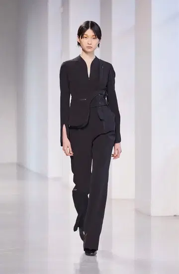 MameKurogouchi(마메쿠로구치) 바디백