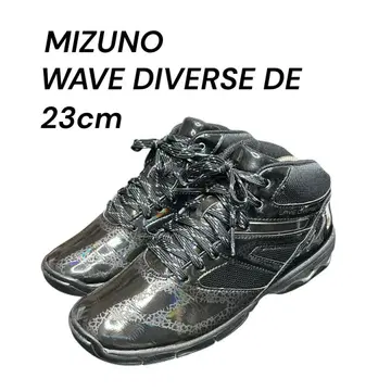 미즈노 웨이브다이버스 DE 블랙 23cm