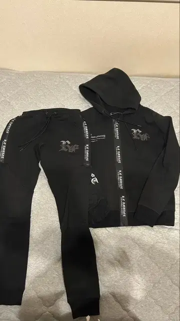 아담스 저글러 셋업