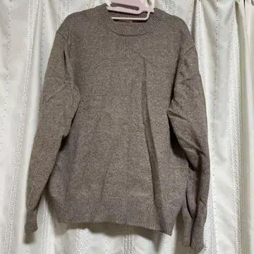 GU 베이지 크루넥 스웨터 S