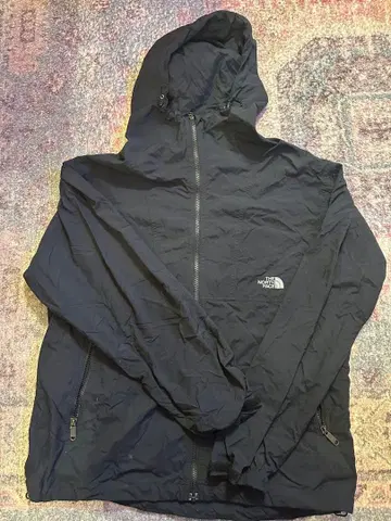 The North Face 블랙 마운틴 파카