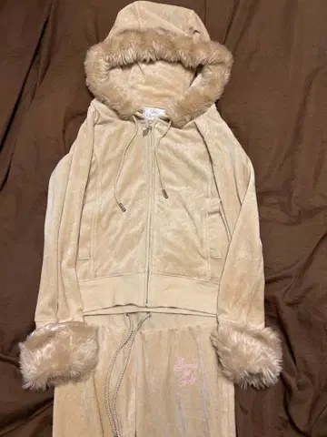 Rady 인조 모피 셋업 히메갸루