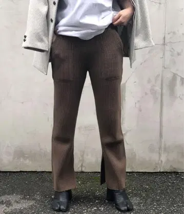 PHEENY BIG WAFFLE SLIT PANTS