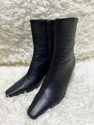 [ 새상품급 ] 다이애나웰핏 숏부츠