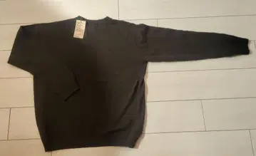 크루넥 스웨터 L 사이즈