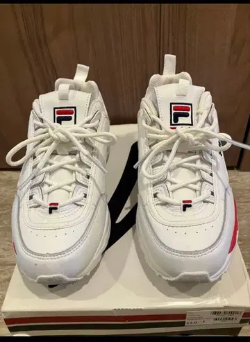 FILA 휠라 스니커즈