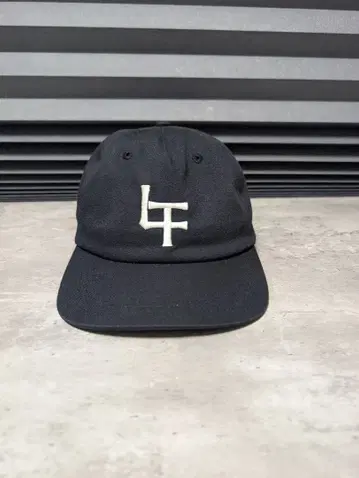 리틀투스 로고 블랙 야구 모자
