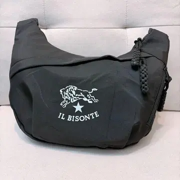 일비종떼 숄더백 블랙