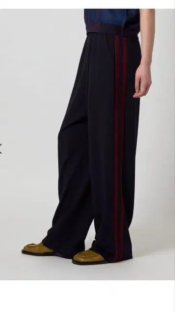 6 ROKU 라인 팬츠 미사용 새상품