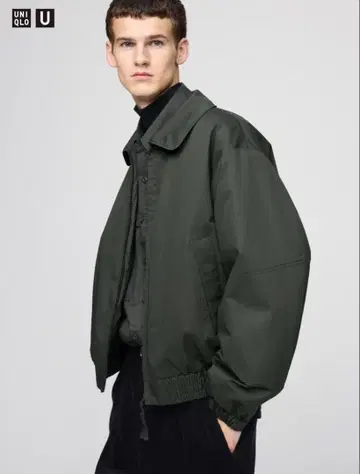 UNIQLO U 퍼프 테크 숏 블루종 OLIVE L 사이즈