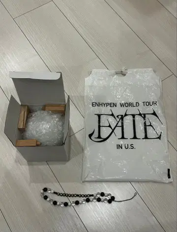 ENHYPEN WORLD TOUR FATE IN US 굿즈