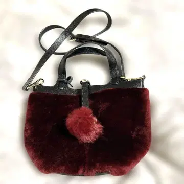 alee 퍼 숄더백 보르도 색상