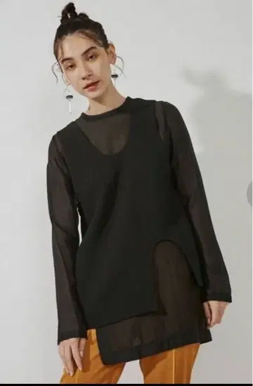 UN3D. 앤서리드 라운드컷 탱크탑&시어탑 세트