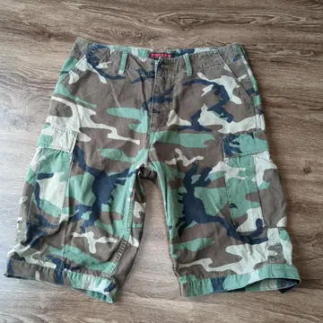 M.W.O.B.H.M. 스페이스 버그 카모플라쥬 숏팬츠 하프 팬츠