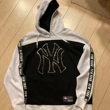 양키스 후드티