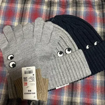 ANYA HINDMARCH 니트 모자 장갑 세트