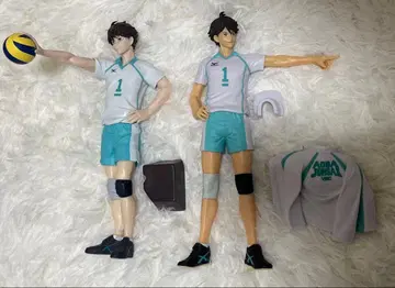 하이큐 오이카와 토오루 피규어 2체 세트