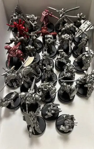 건담 미니피규어 셀렉션: 전 32체