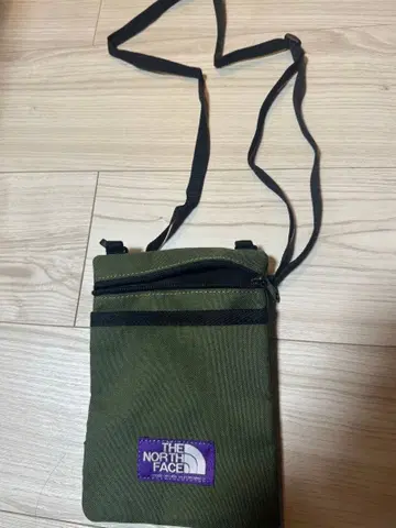THE NORTH FACE 올리브 그린 사코슈