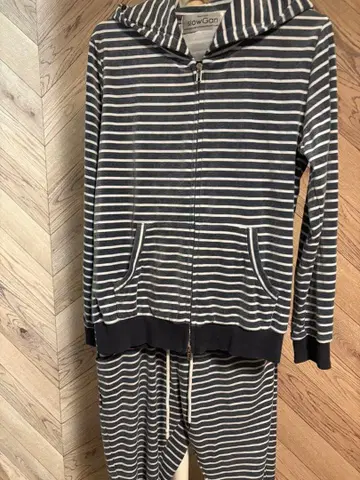 slowGan 스트라이프 후드티와 팬츠 세트 룸웨어