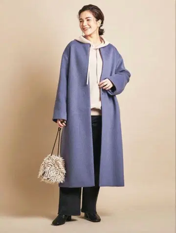 비버 노카라 롱 코트