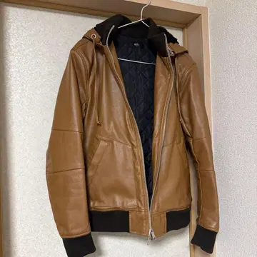 아즈르 AZUL 브라운 가죽 후드 부착 자켓