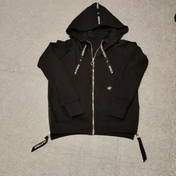 COOLATIQUES 블랙 후드티