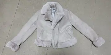 Rirandture 리랜드트루 인조 모피 라이더 자켓