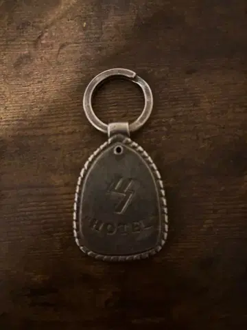 HOTEL x US 산겐자야 키링