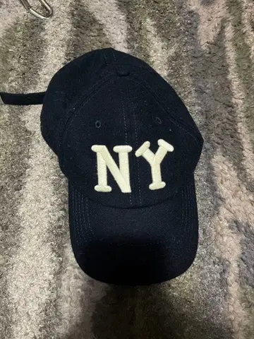 NY 로고 자수 네이비 캡