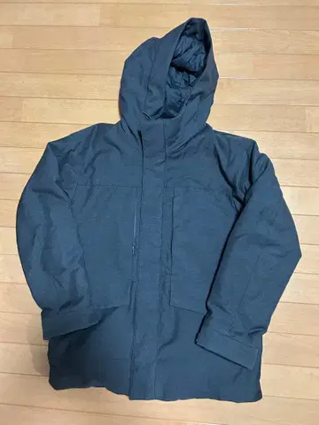 유니클로 하이브리드 다운 파카 그레이