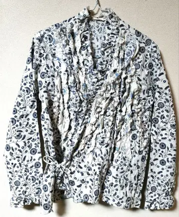 45R 꽃무늬 프릴 긴팔 카슈쿨 블라우스