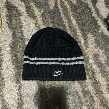 나이키 스트라이프 니트 모자 블랙