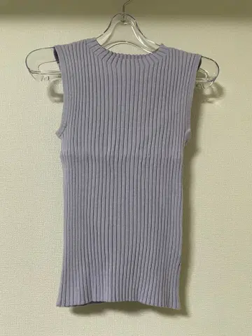 [ 새상품급 ] 리랜드트루 슬리브리스 니트