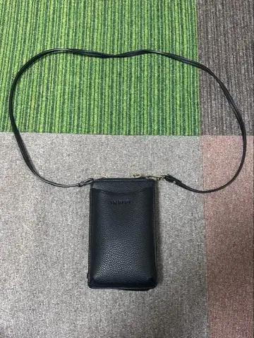 INDIVI 가죽 숄더백 블랙 미니백