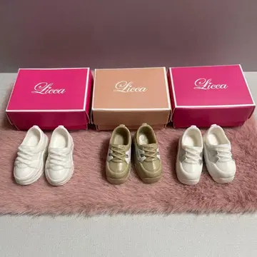 리카짱 스니커즈 가챠 3종