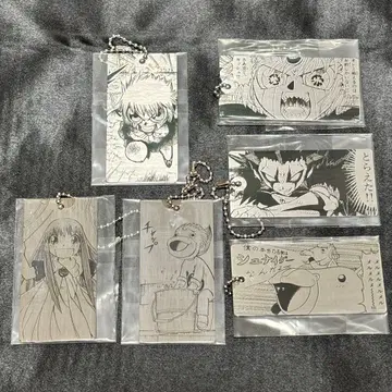 골드 컬러의 갓슈 DMM 복권 D상 메탈 키링 6종